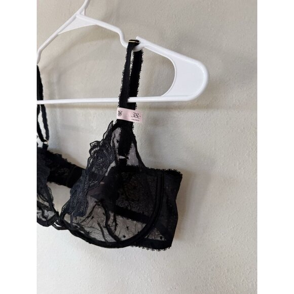$59 Victoria's Secret 38c 38 C Women’s Bra Black Lace Underwire Adjustable - Picture 3 of 5